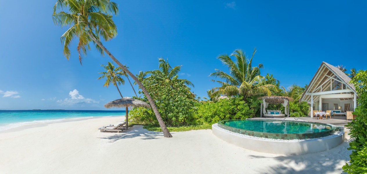 2020_04_1715871348257781Milaidhoo-Maldives_Beach-Pool-Villa_Beach-3.jpg